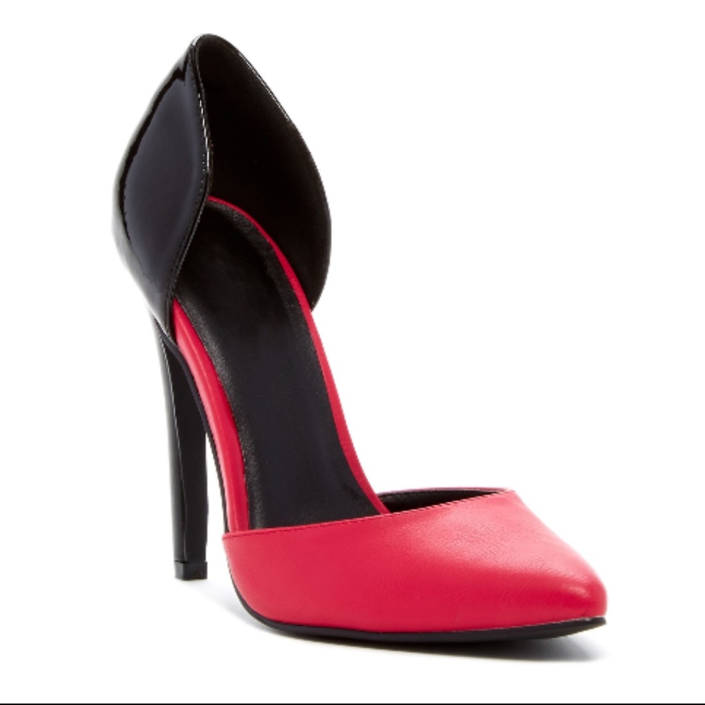 Michael Antonio Lander Point Toe Pump
